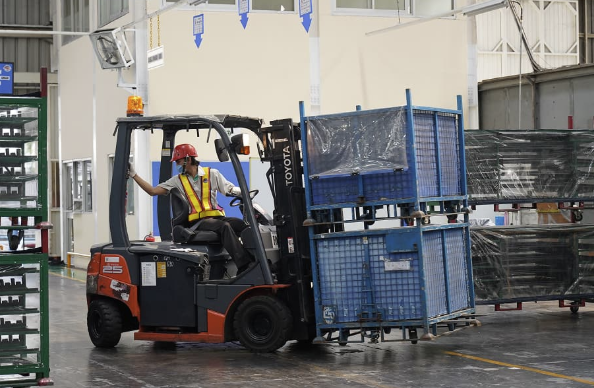 Peluang Karir Jangka Panjang Lulusan SMK Otomotif di Era Transportasi Modern